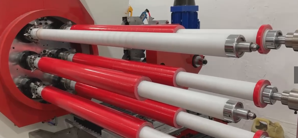 706-3三軸翻卷全自動(dòng)切臺(tái)-2